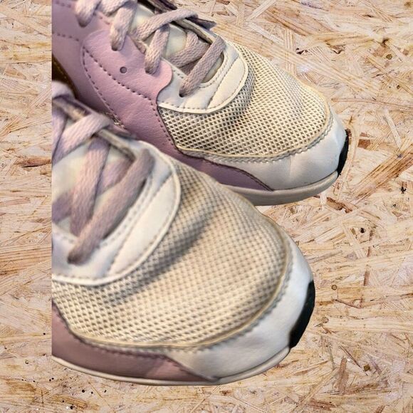 Nike Air Max Excee GS Youth Size 5.5Y Shoe Iced Lilac Running Sneaker CD6894-102 - Picture 10 of 10